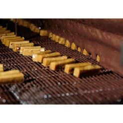 Almond Roca Buttercrunch Toffee Candy: 10-Ounce Tin 8 Almond Roca Buttercrunch Toffee Candy: 10-Ounce Tin -Candy Shop almond roca buttercrunch toffee candy 10 ounce tin candy warehouse 3