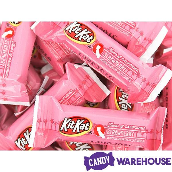 Kit Kat Miniatures Candy - Strawberry: 10-Ounce Bag 3 Kit Kat Miniatures Candy - Strawberry: 10-Ounce Bag - Image 3