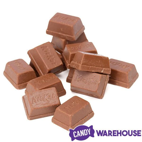 Kit Kat Minis Candy: 7.6-Ounce Bag 4 Kit Kat Minis Candy: 7.6-Ounce Bag - Image 4