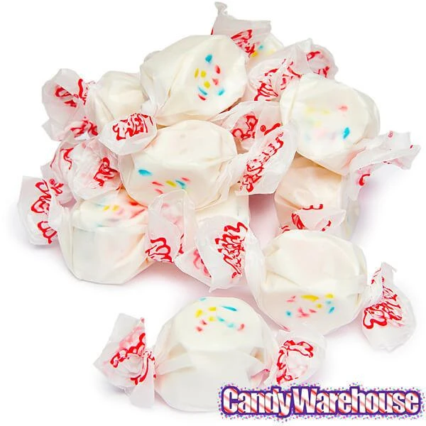 Salt Water Taffy - Frosted Cupcake: 2.5LB Bag 4 Salt Water Taffy - Frosted Cupcake: 2.5LB Bag - Image 4