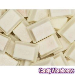 White Chocolate Kit Kat Minis Candy: 7.6-Ounce Bag -Candy Shop white chocolate kit kat minis candy 7 6 ounce bag candy warehouse 3 0465a26c d783 4fd5 aa90 7f8f175c8427